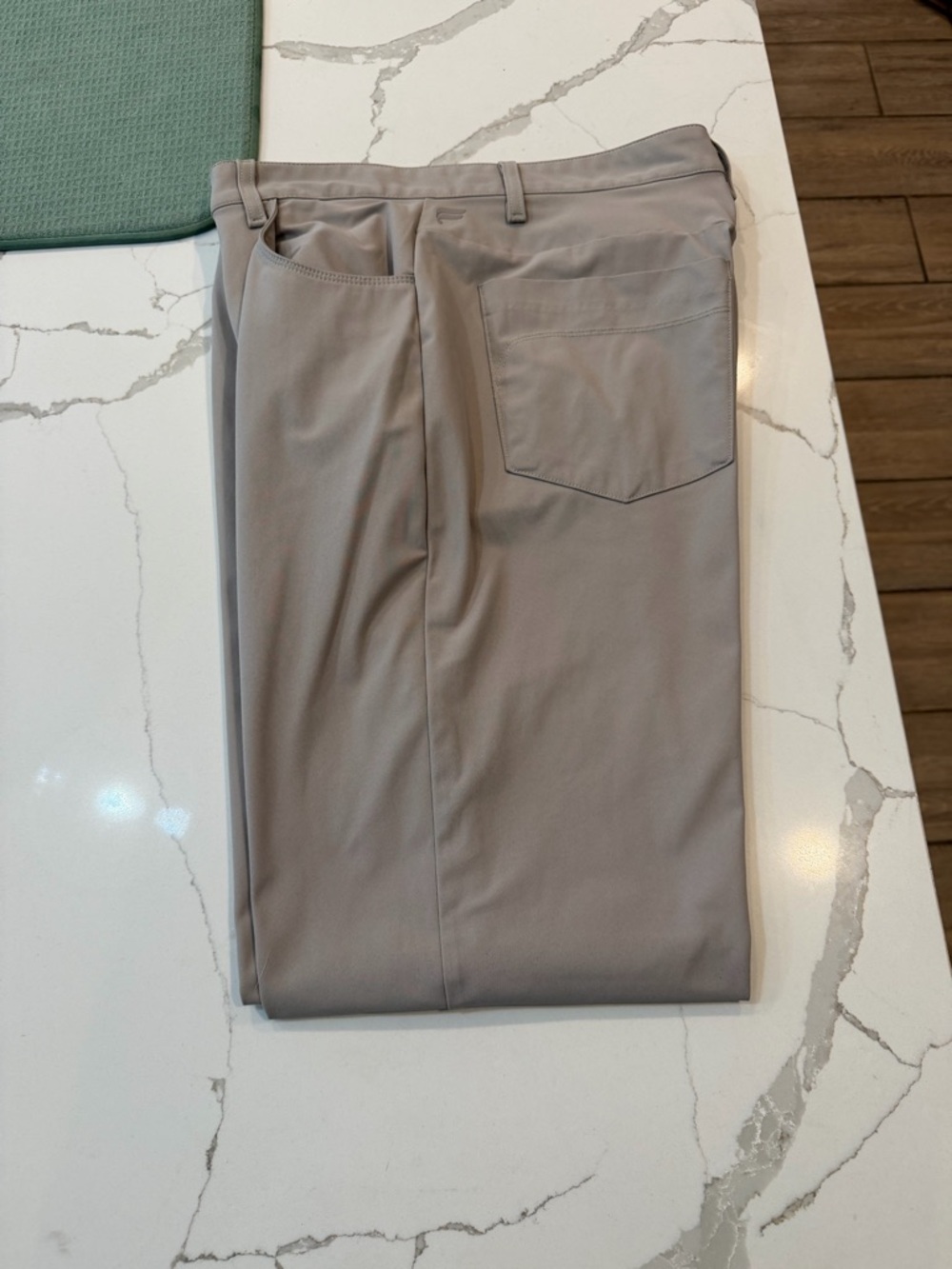 Fabletics - The Don 5-Pocket Pant (Classic Fit)